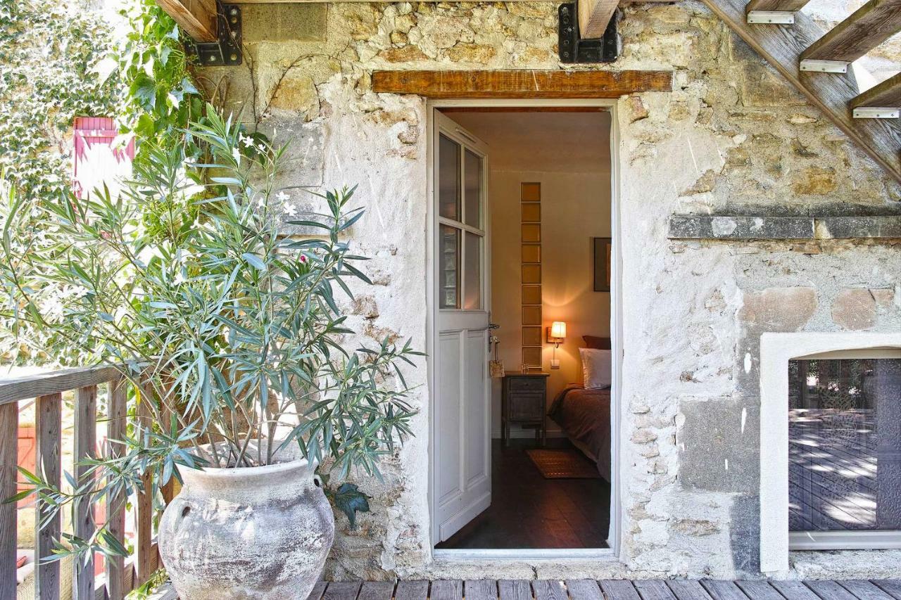 Bed and Breakfast Le Moulin De Picaud Grans Exterior foto